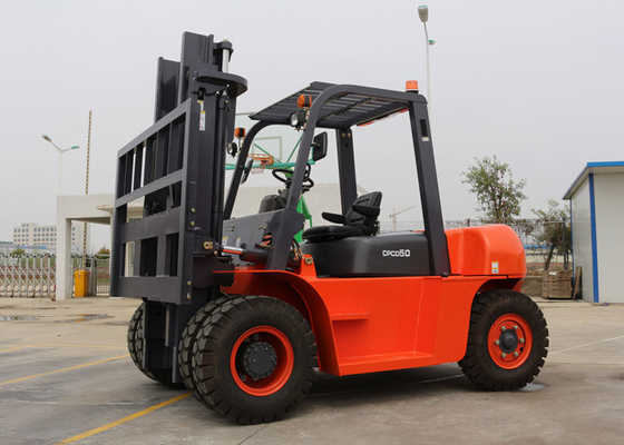 Κίνα Forklift ιστών ταμπλό LCD τρηπλά ηλεκτρικά φορτηγά, βιομηχανικά φορτηγά ανελκυστήρων diesel 5 τόνων προμηθευτής