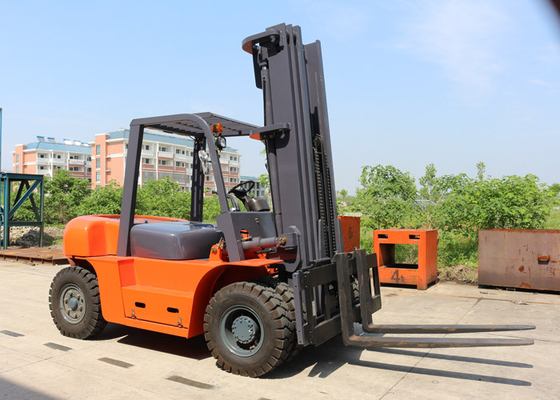 Κίνα Βαρέων καθηκόντων Forklift αποθηκών εμπορευμάτων 6 τόνων Drive αξόνων ντηζελοκίνητα φορτηγά 1220 * μέγεθος δικράνων 150 * 55 χιλ. προμηθευτής