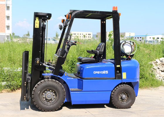 Κίνα Τροφοδοτημένο προπάνιο Forklift βενζίνης LPG μηχανών της Nissan για τον υλικό χειρισμό 2.5 τόνου προμηθευτής